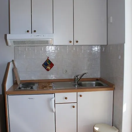 And By The Sea Baska Voda, Makarska - 2578 招待所 3*