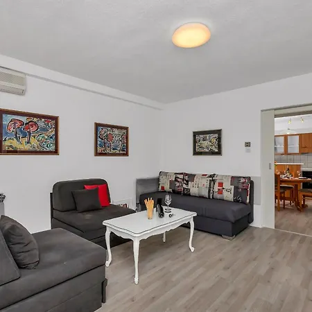 And By The Sea Baska Voda, Makarska - 2578 招待所 3*